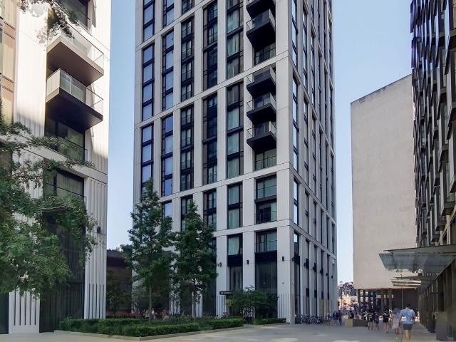 Studio for rent in South Lambeth, Greater London