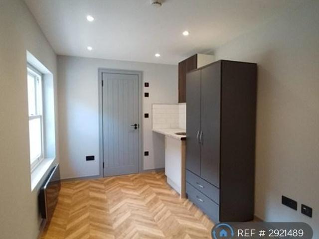 Apartment for rent in Loughborough Junction, Greater London
