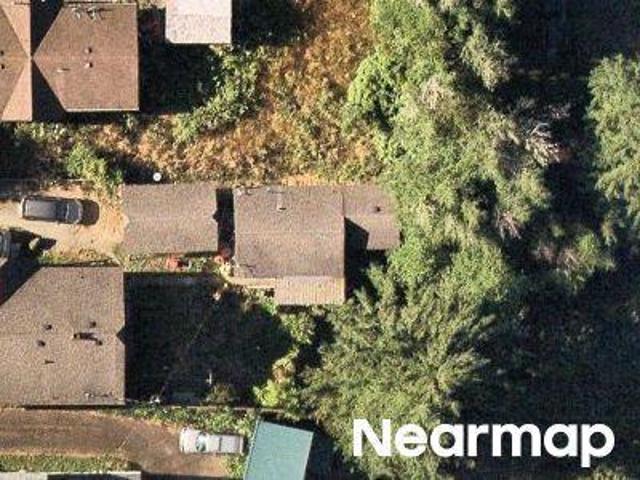 House for sale in Coos Bay