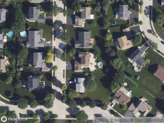 House for sale in Mchenry, Illinois