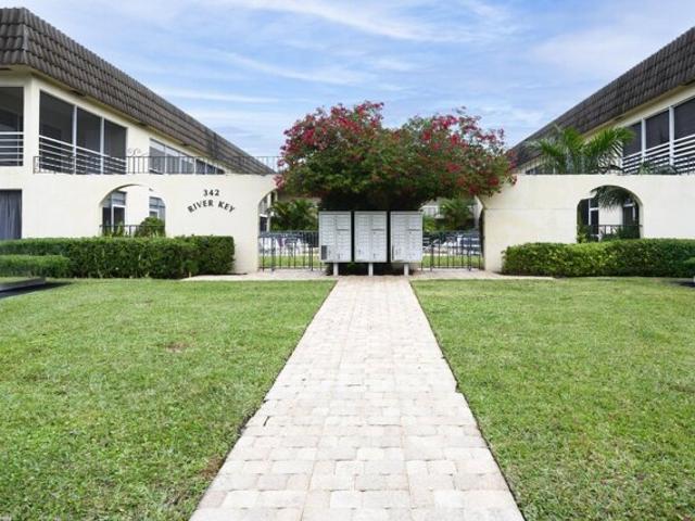 Condo for sale in North Palm Beach