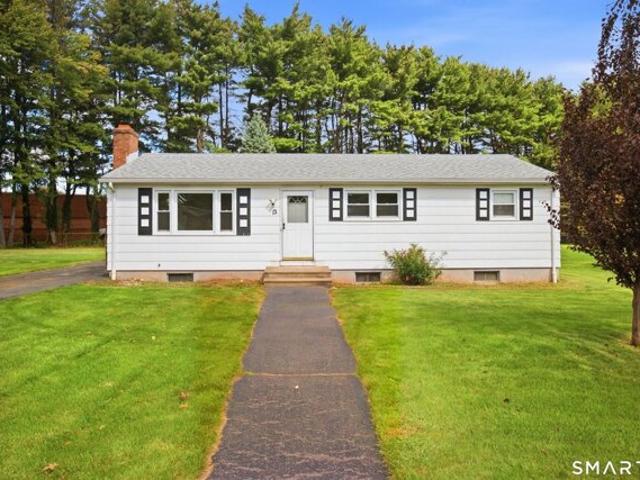 House for sale in Elmwood, West Hartford