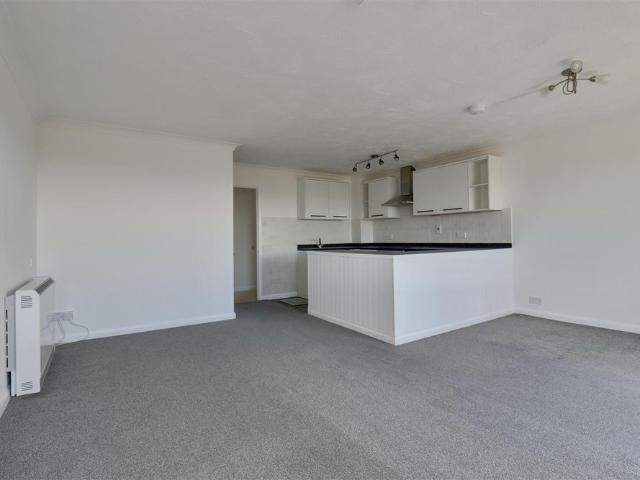 Apartment for rent in Spring Vale, Hampshire