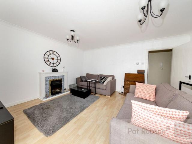 Apartment for rent in Cradlewell, Sandyford