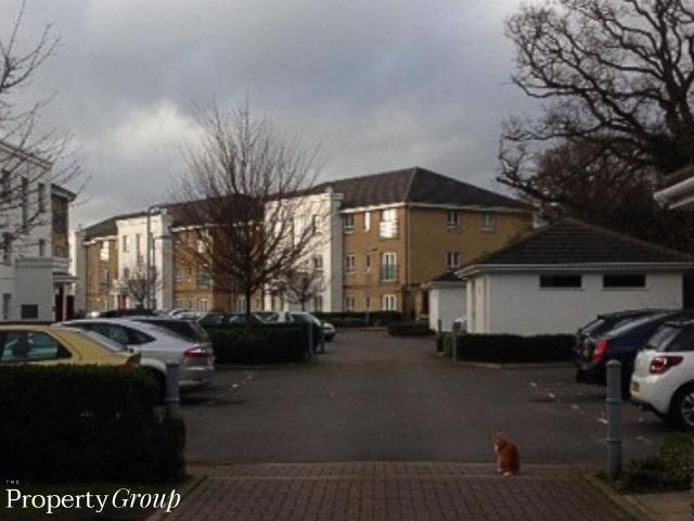 Apartment for rent in Colnbrook with Poyle, Slough