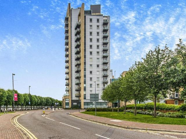 Apartment for rent in Salford Quays, Salford