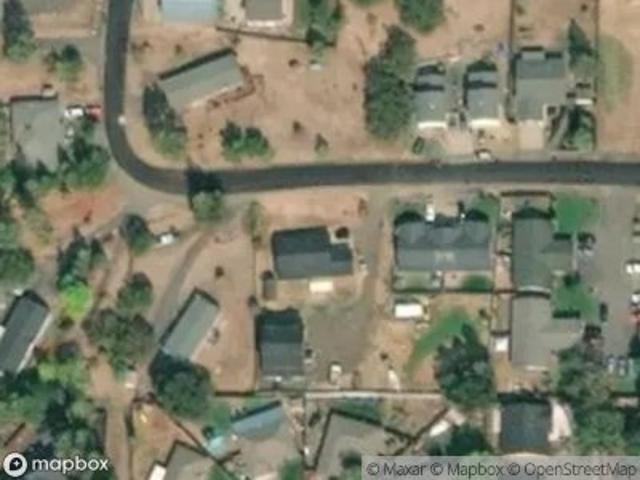 House for sale in Shady Cove
