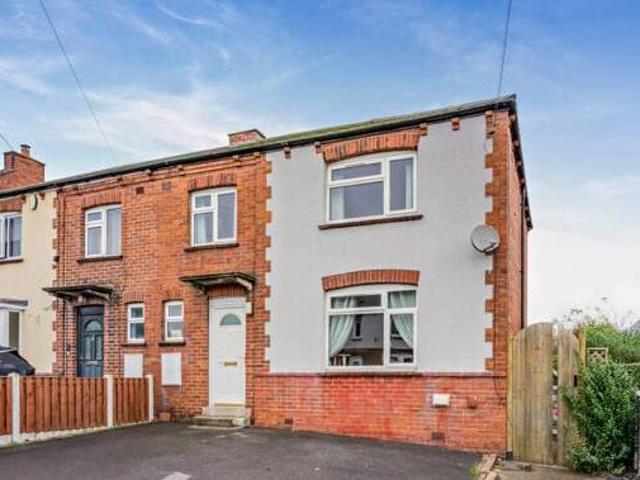 House for sale in Ossett, West Yorkshire