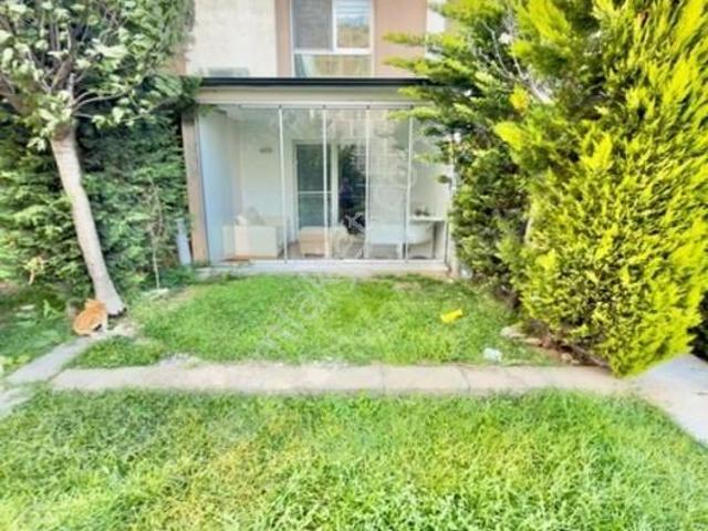 Atakent Mahallesi, Küçükçekmece içerisinde kiralık mülk