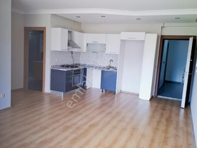 Ümraniye, İstanbul içerisinde kiralık mülk