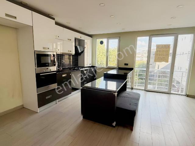 Ümraniye, İstanbul içerisinde kiralık mülk