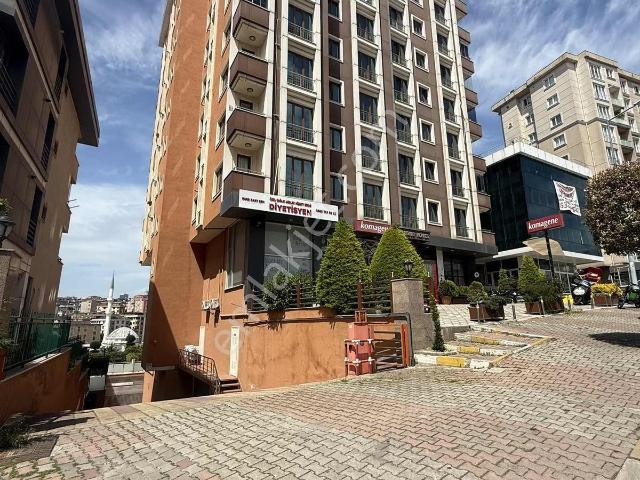 Ümraniye, İstanbul içerisinde satılık mülk