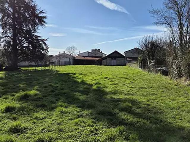 Terrain vente à Le Verger du Parc, Soyaux