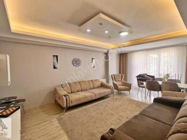 Saadetdere Mahallesi, Esenyurt içerisinde kiralık mülk