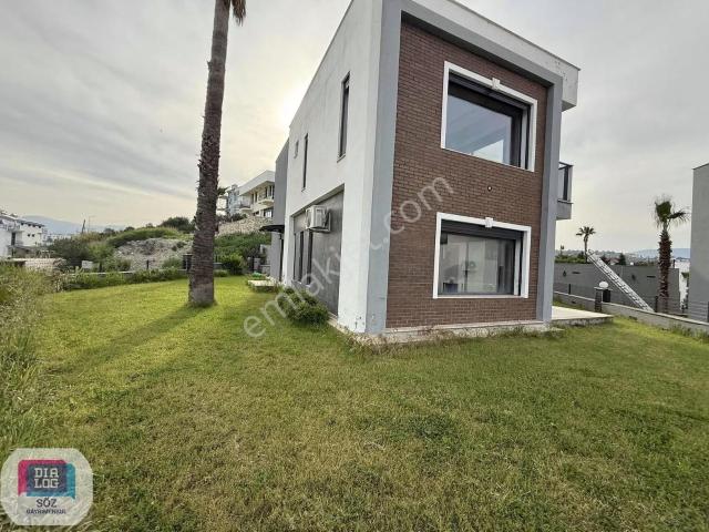 Kuşadasi, Aydin içerisinde satılık Villa