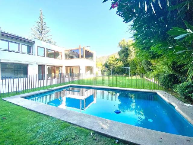 Casa en arriendo en La Dehesa, Lo Barnechea