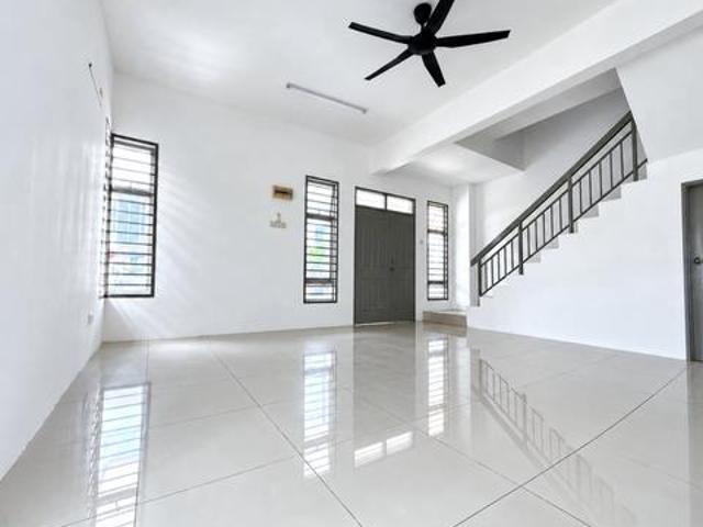 Residential House for sale in Bandar Saujana Putra, Kuala Langat