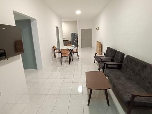Townhouse for rent in Kuching, Bahagian Kuching