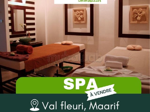 Local commercial vente à Anfa, Gharb-Chrarda-Beni Hssen