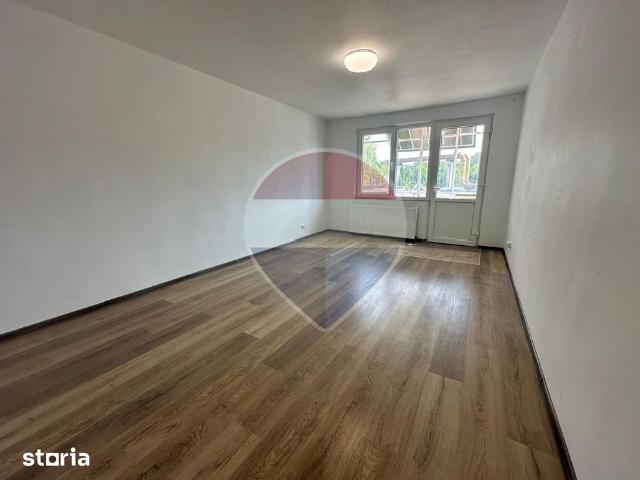 Apartament închirieri în Est-Zizin, Brașov