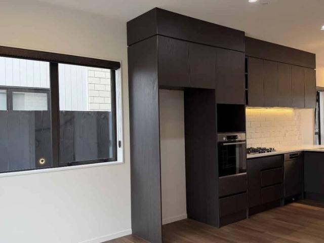 House for rent in Coast Garden, Upper Harbour