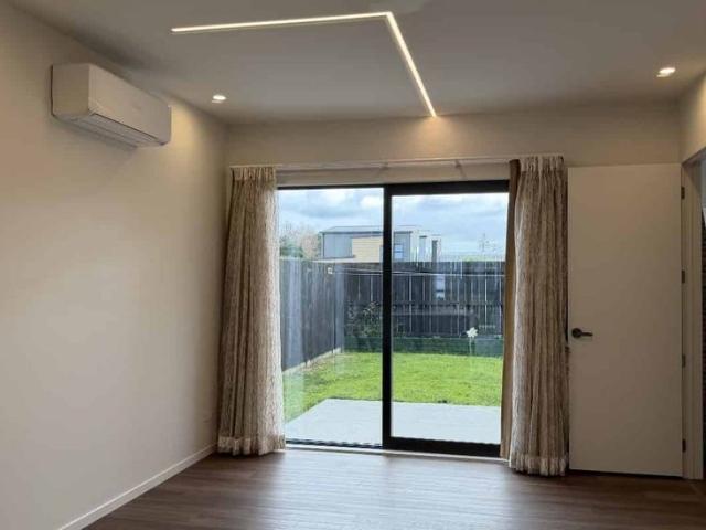 House for rent in Paremoremo, Oroua County