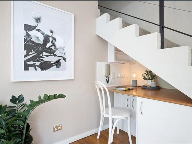 Townhouse for rent in Sydney, New South Wales