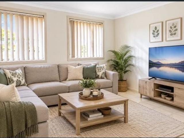 Townhouse for rent in Girraween, Sydney