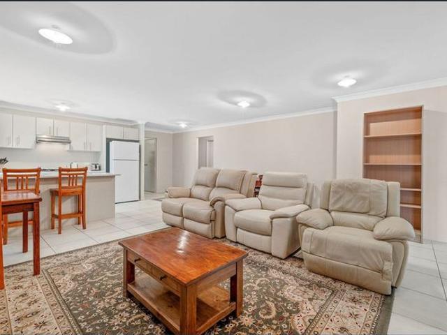 House for rent in Glenmore Park, Sydney