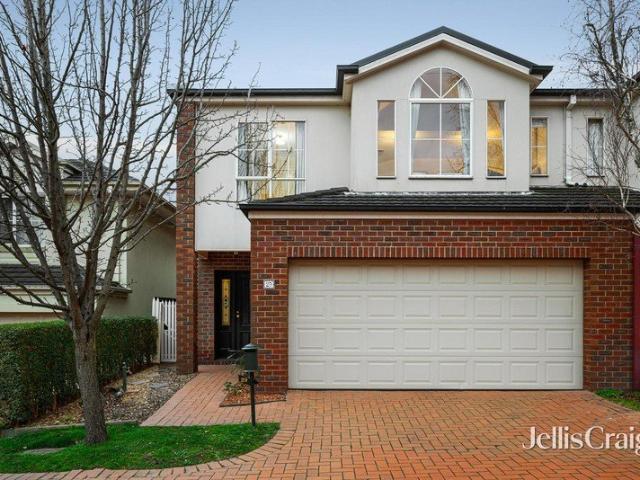 Townhouse for sale in Camerons Creek, Victoria