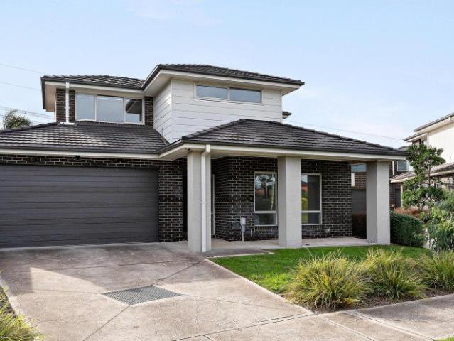 Townhouse for sale in Camerons Creek, Victoria