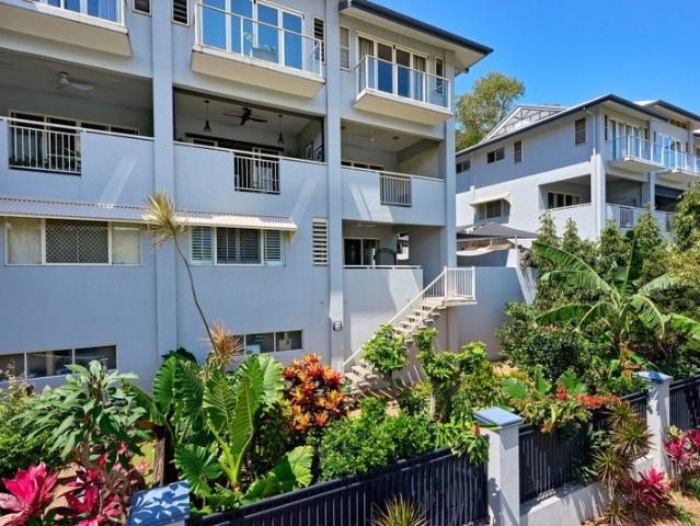 Apartment for sale in Blue Lagoon Residential Estate, Kewarra Beach