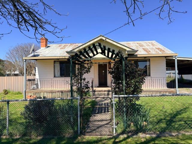 House for sale in Corryong