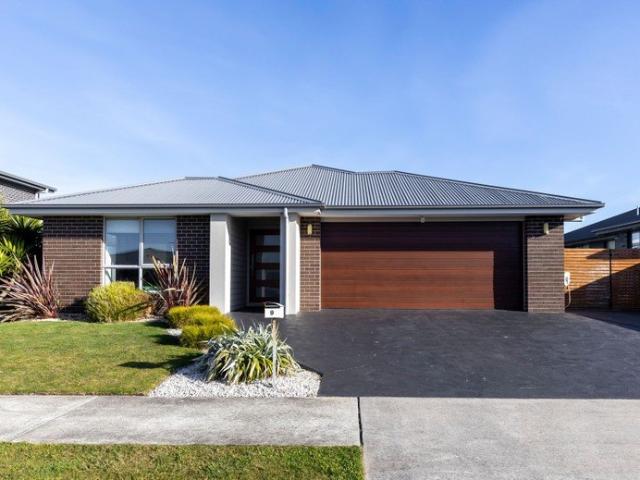House for sale in Shearwater, Tasmania