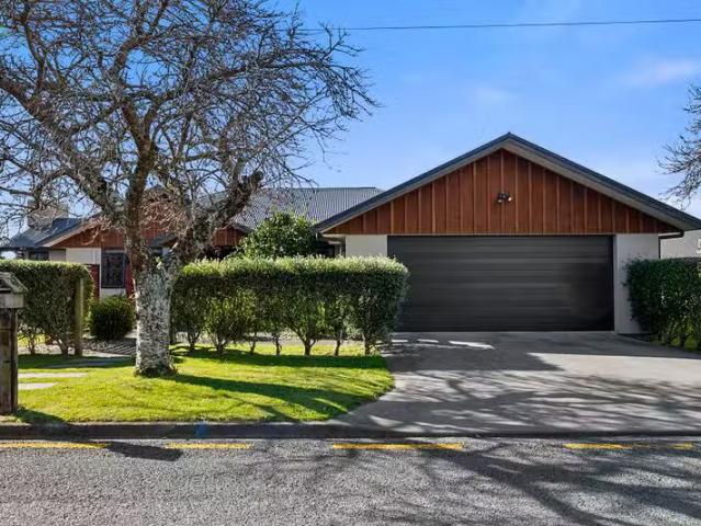 House for sale in Lepperton, New Plymouth District