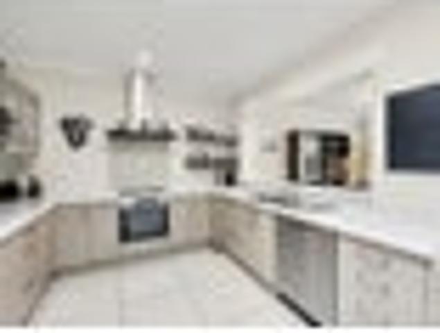 House for sale in Days Bay, Wellington