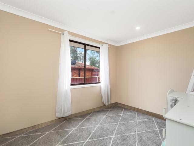 House for sale in Wyoming, Gosford