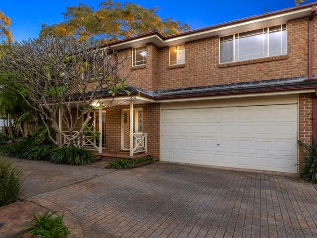Townhouse for sale in Sutherland, New South Wales
