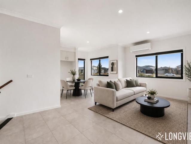 Townhouse for rent in Camerons Creek, Victoria