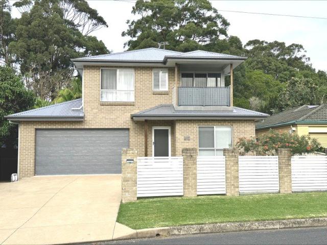 House for rent in Wollongong West, New South Wales