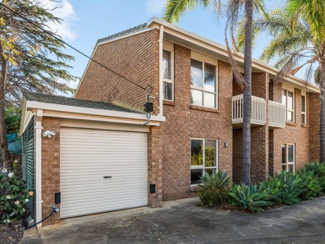 Townhouse for sale in Horseshoe Creek, South Australia