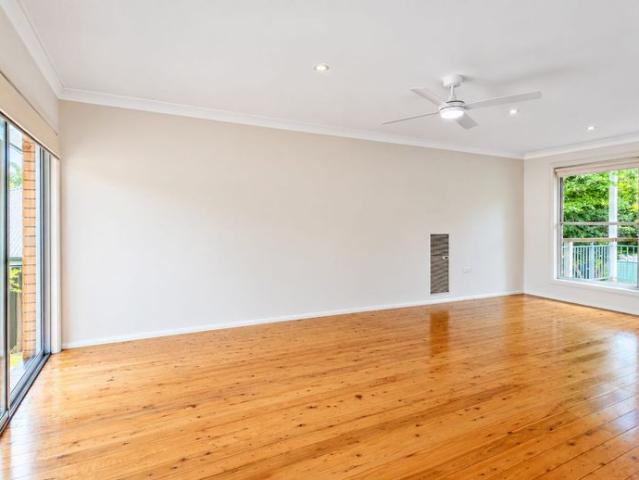 House for rent in Wyoming, Gosford