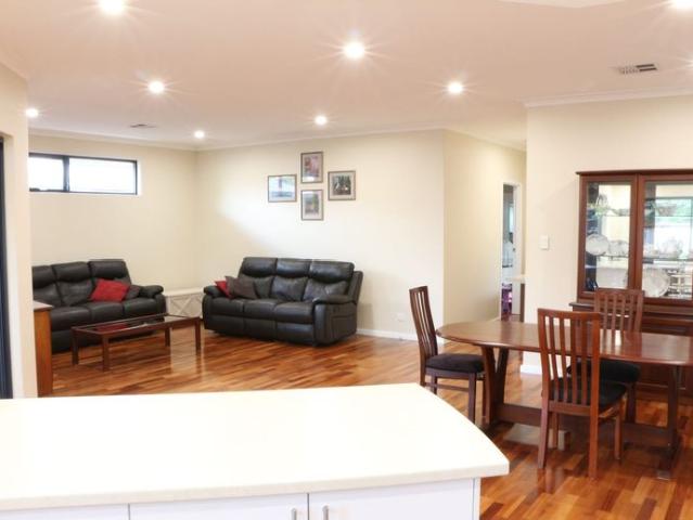 House for rent in Cloverdale, Western Australia