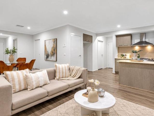 House for rent in Atherstone, Melbourne