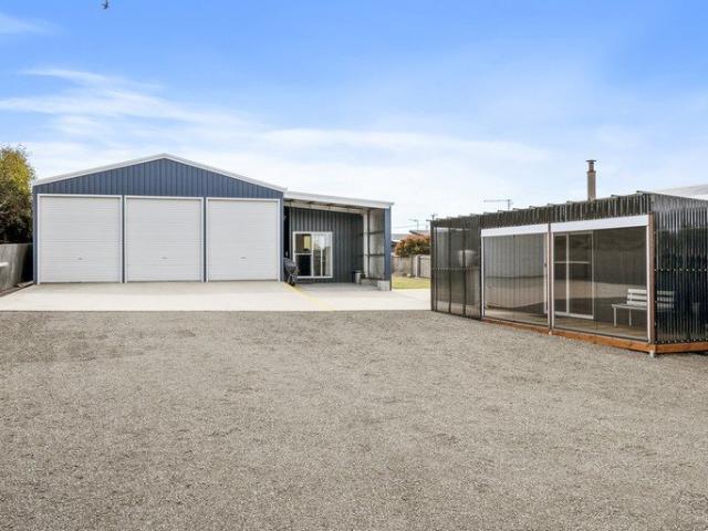 House for sale in Swansea, Glamorgan-Spring Bay