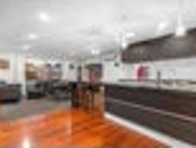 House for sale in Chaslands, Canterbury