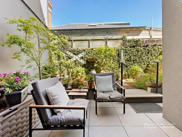 Apartment for sale in Glen Iris, Melbourne