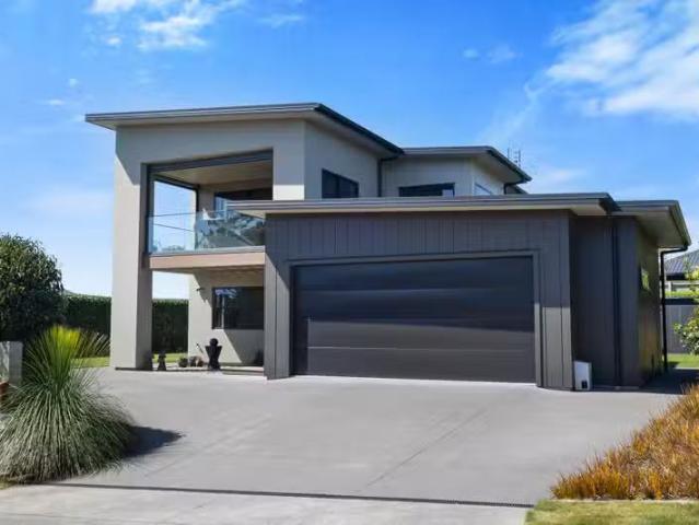 House for sale in North Egmont / Waiwhakaiho, New Plymouth District