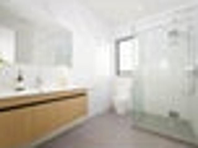 House for sale in Oratia, Oroua County