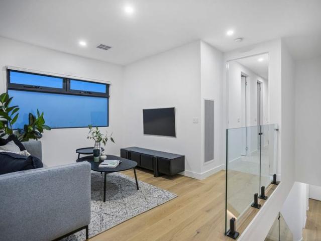 Townhouse for rent in Altona North, Melbourne